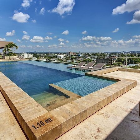 Ghl Hotel Montería 외부 사진 Infinity pool at the rooftop